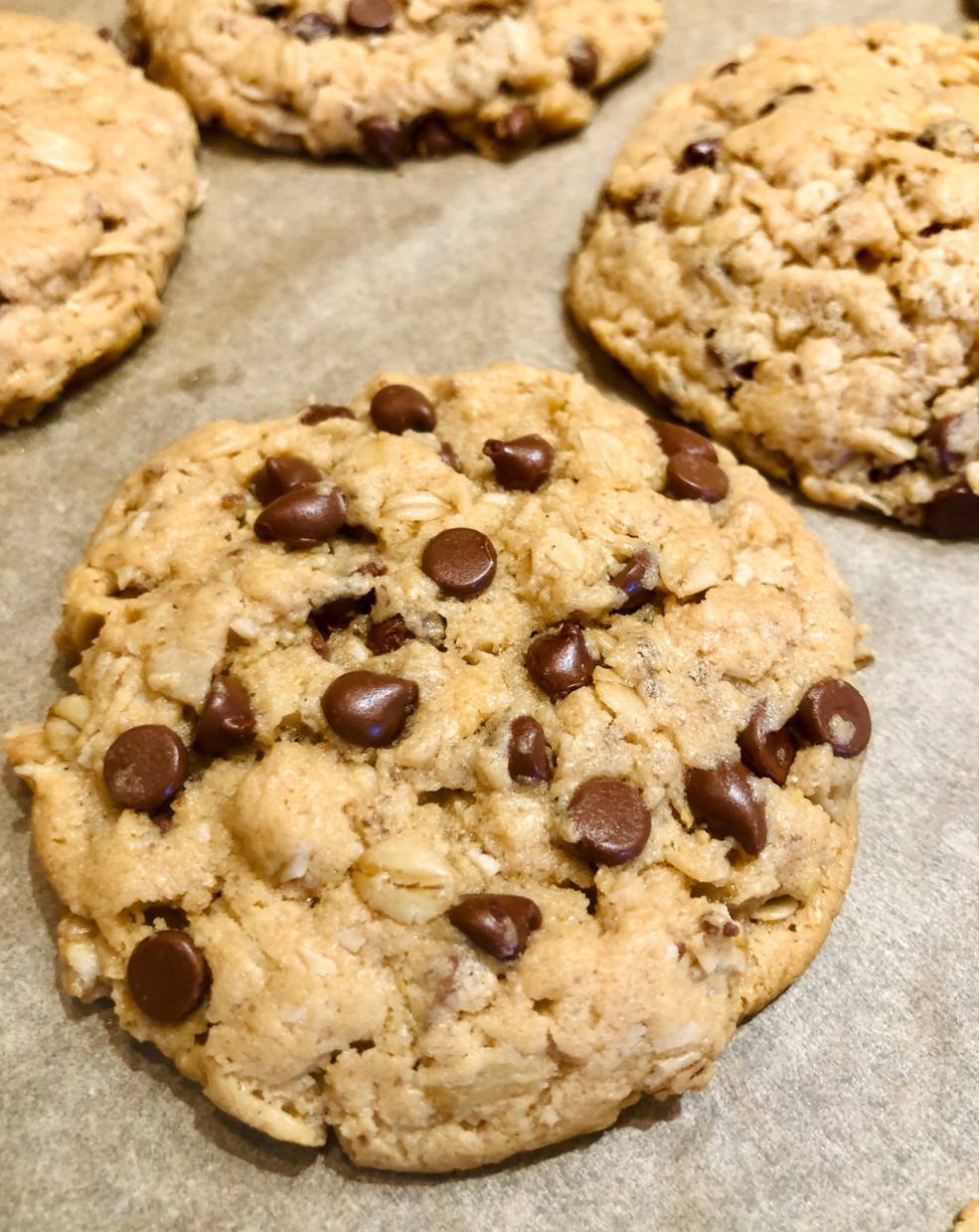 Oatmeal Chocolate Chip Cashew Butter Cookies